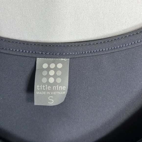 Title Nine Mad Dash Reversible Tank Top Black size S NWT - Picture 6 of 11